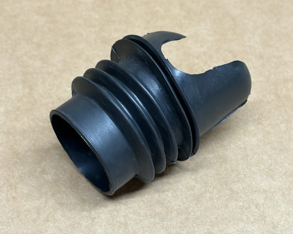 Air Box Hose Cota 123 (1976 to 1980)   1962.061