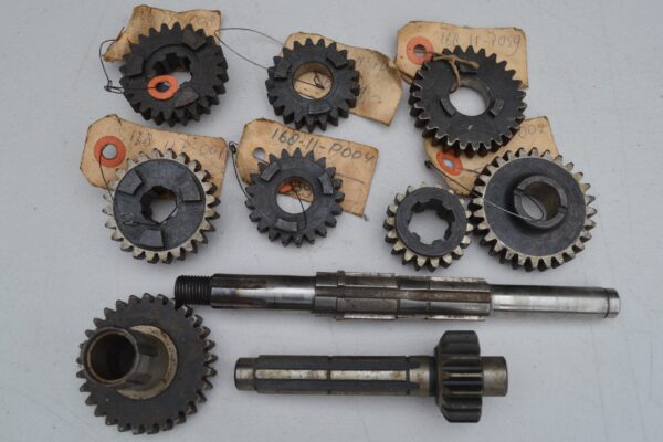 Bultaco Pursang MK9 167/168 Gears NOS (see description)