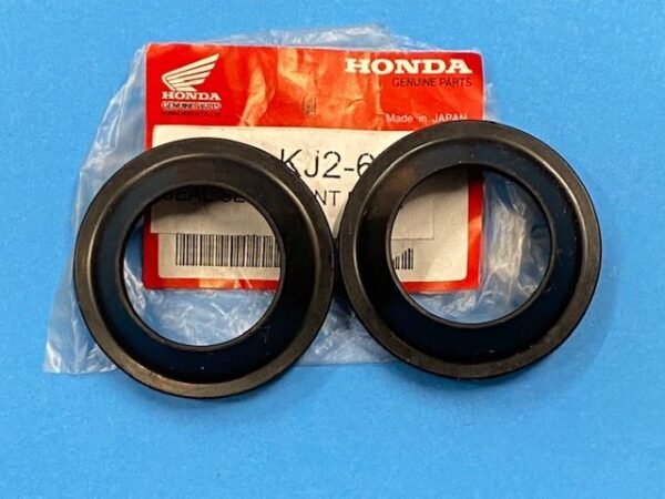Honda TLR 200 REFLEX Genuine Fork Dust Scrapers ONLY 33mm HFS5