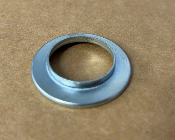 Rear Wheel Dust Shield Cover LH TY 250/350 MONO