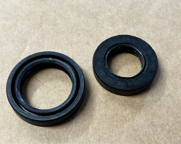 Pair Of Crank Oil Seals  TY 80